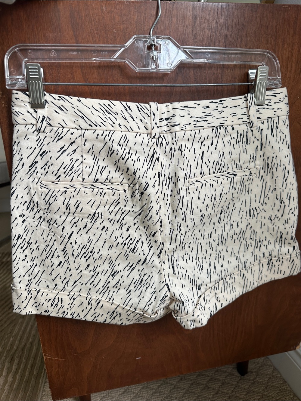 Zara Cream Shorts with Black Dash Motif - Picture 5 of 8